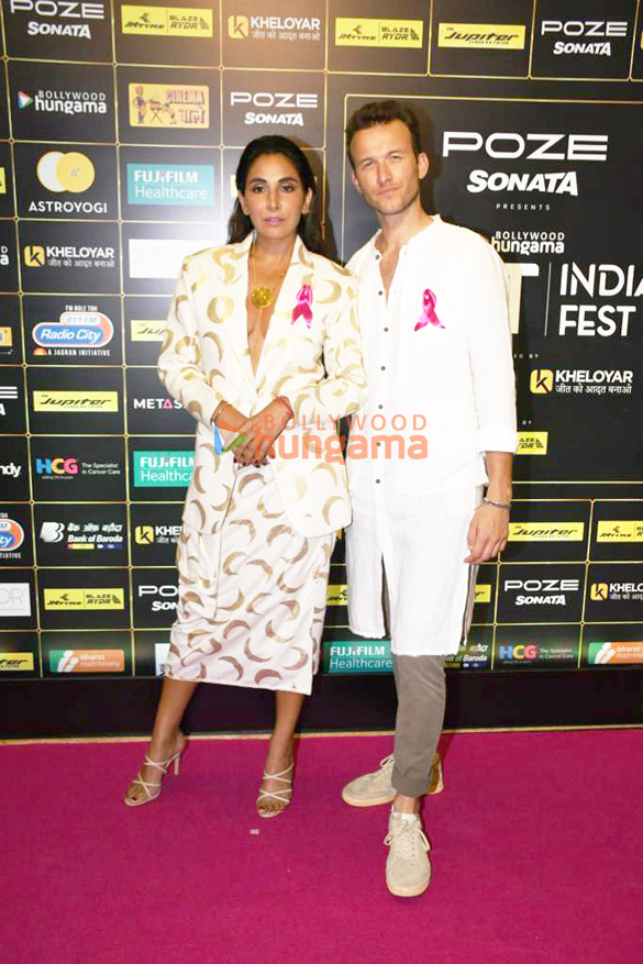 photos celebs snapped at the pink carpet and awards ceremony of bollywood hungama ott india fest 2023 12