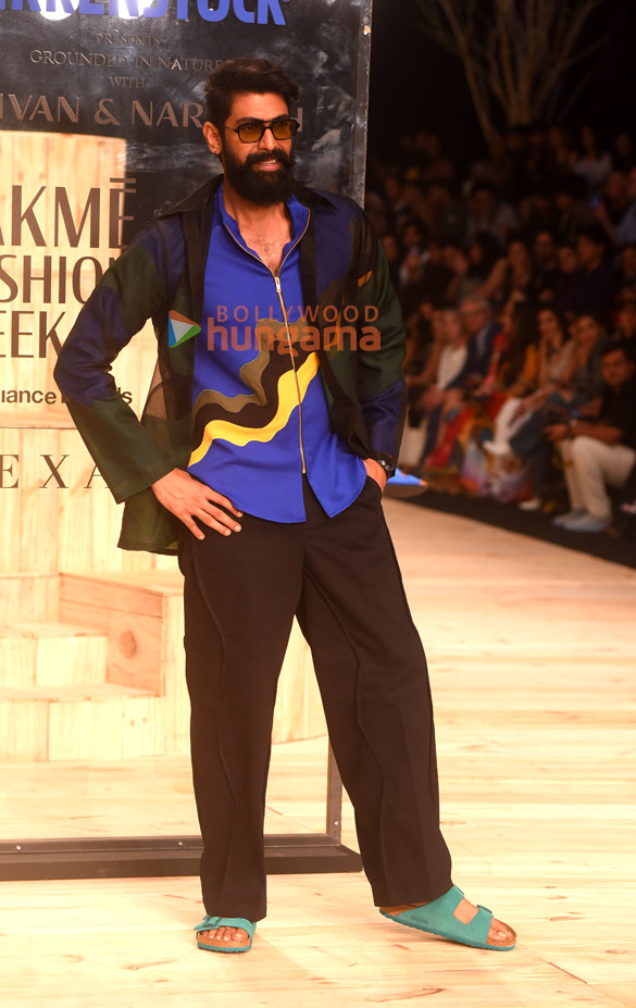photos disha patani harnaaz sandhu and others snapped at the lakme fashion week 20231 3