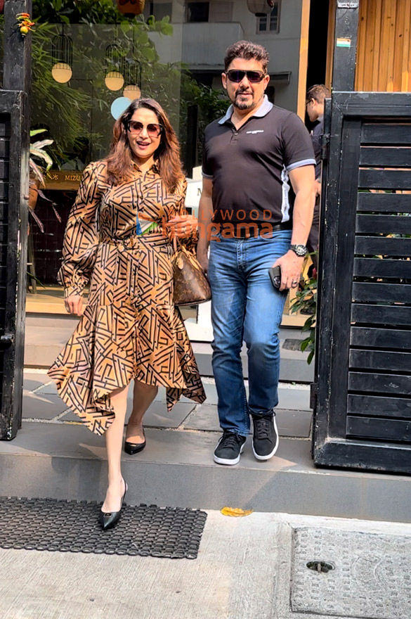 photos madhuri dixit and shriram madhav nene snapped at mizu in bandra 3