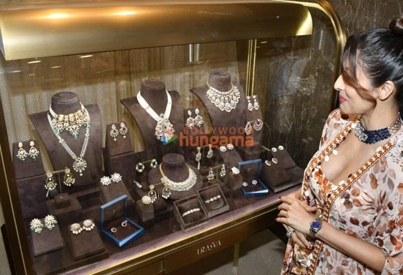 photos malaika arora snapped as the chief guest at the grand opening of irasva fine jewellery store 55 3