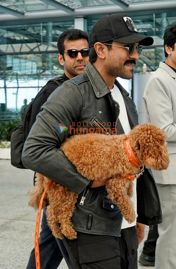 photos ram charan and upasana kamineni snapped at the airport 3