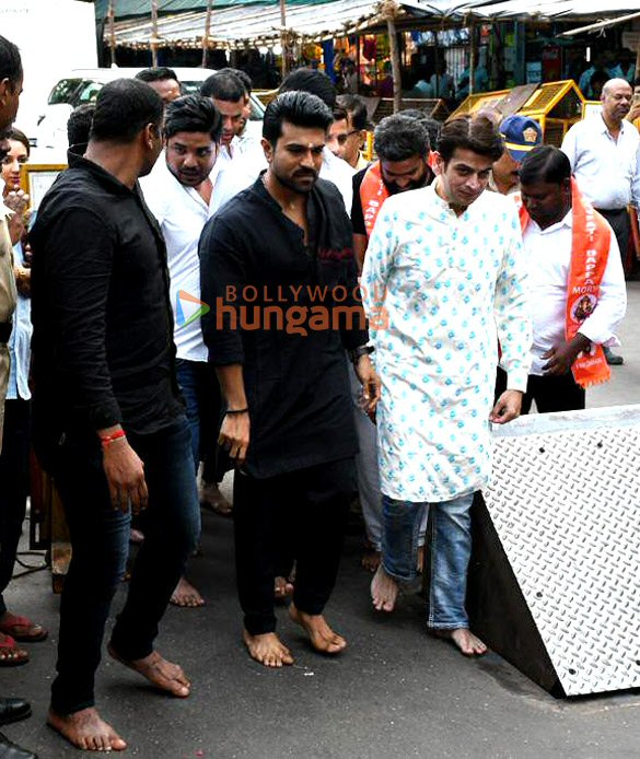 photos ram charan snapped at siddhivinayak temple in mumbai 3