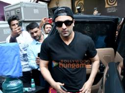 Photos: Ranbir Kapoor snapped outside Filmistan studio