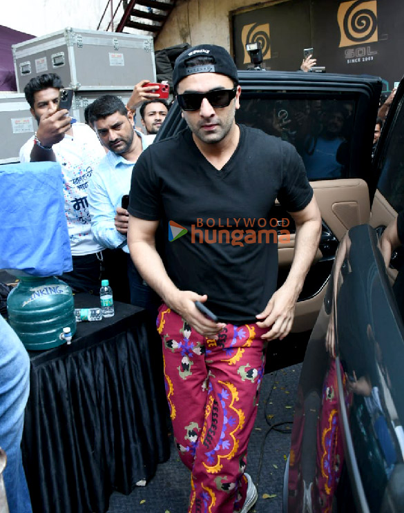 Photos: Ranbir Kapoor snapped outside Filmistan studio