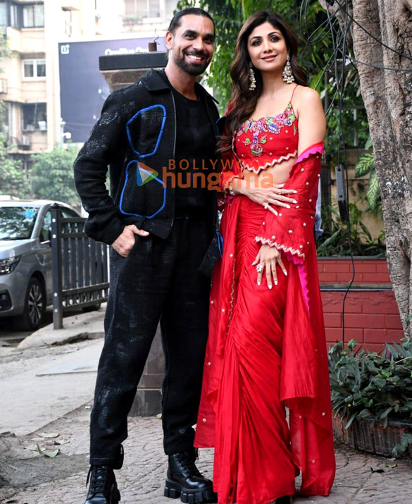 Photos: Shilpa Shetty snapped in Juhu Photos: Shilpa Shetty snapped in Juhu