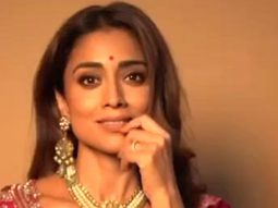 Pretty Naari in a pretty saree! Shriya Saran