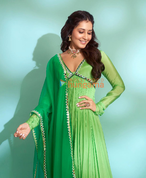 raashii khanna 2 45