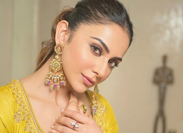 Rakul Preet Singh's fan showers love on her birthday with act of kindness; donates food to the elderly