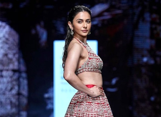 Rakul Preet Singh radiates elegance as showstopper for Bhumika Sharma at Lakme Fashion Week x FDCI 2023