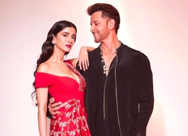 Hrithik Roshan extends support and praises girlfriend Saba Azad after Lakme Fashion Week performance; says, “That's why the shine!”