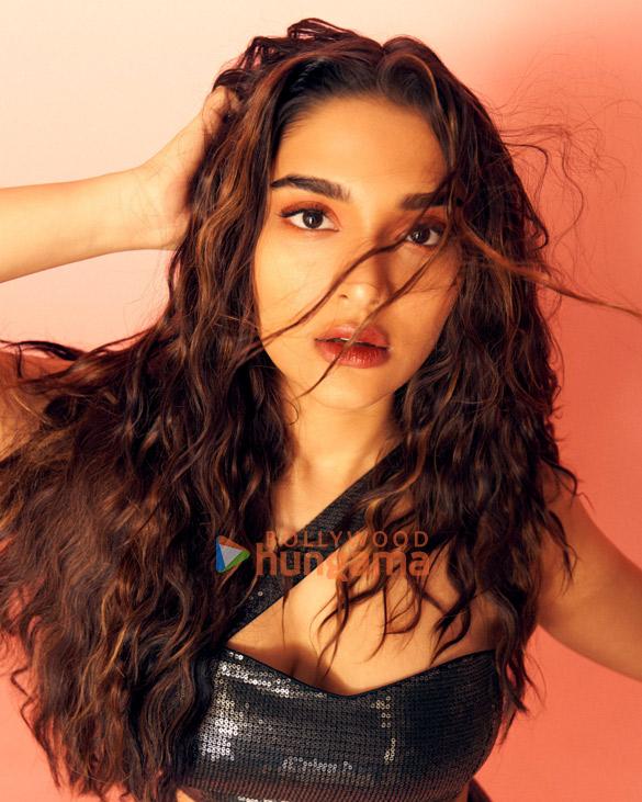 saiee manjrekar 8 4