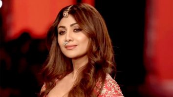 Shilpa Shetty oozes glamour & grace at the Times Fashion Week