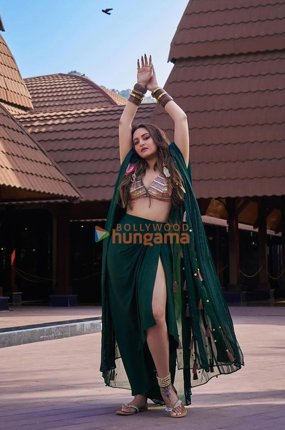 sonakshi sinha 2 190