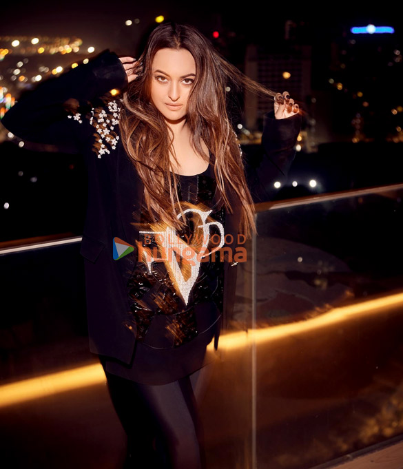 sonakshi sinha 3 154