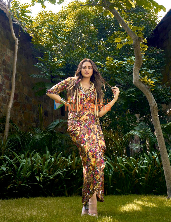 sonakshi sinha 6 35