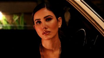 Celeb Photos Of Sonnalli Seygall