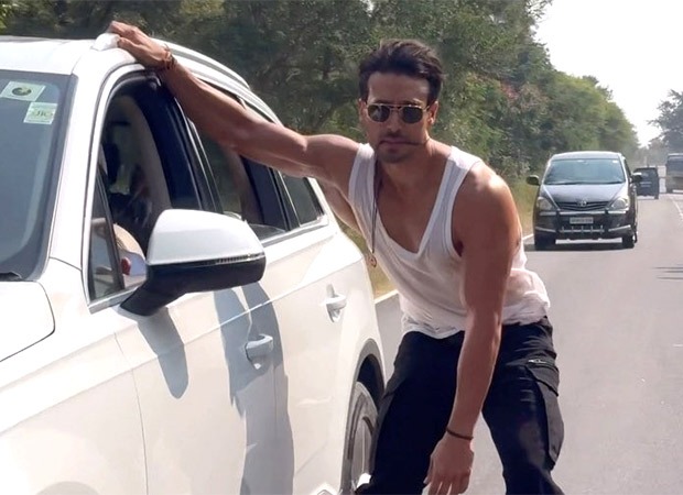 Amid Ganapath fever, Tiger Shroff takes up a skating ride to reach work, wins hearts; watch
