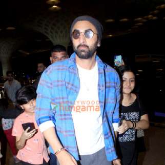 Photos: Ranbir Kapoor, Kangana Ranaut, Pooja Hegde and others snapped at the airport