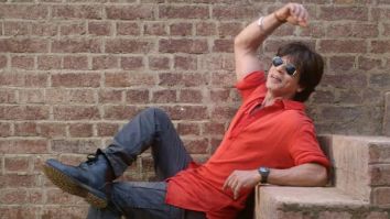 #AskSRK: Shah Rukh Khan gives hilarious seat selection advice for Dunki; says, “Ghar se hi Sofa leke aa jaana seat toh nahi milegi!!”