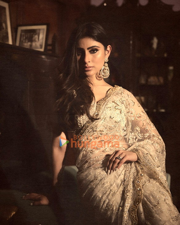 mouni roy 1 248