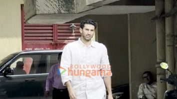 Photos: Aditya Roy Kapur spotted in Bandra