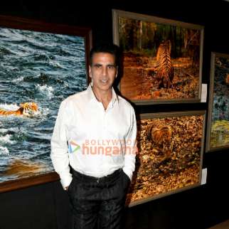 Photos: Akshay Kumar graces wildlife photography exhibition 'Heartbeats' at the Jehangir Art Gallery in Mumbai