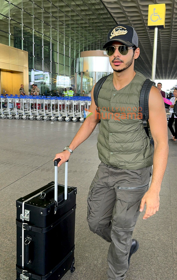 photos ananya panday ishaan khatter and rohit shetty snapped at the airport 2