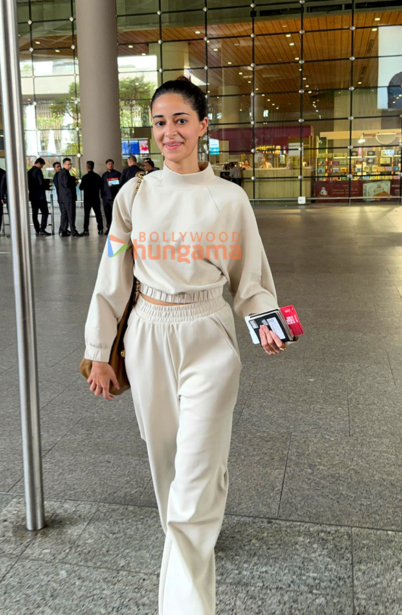photos ananya panday ishaan khatter and rohit shetty snapped at the airport 4