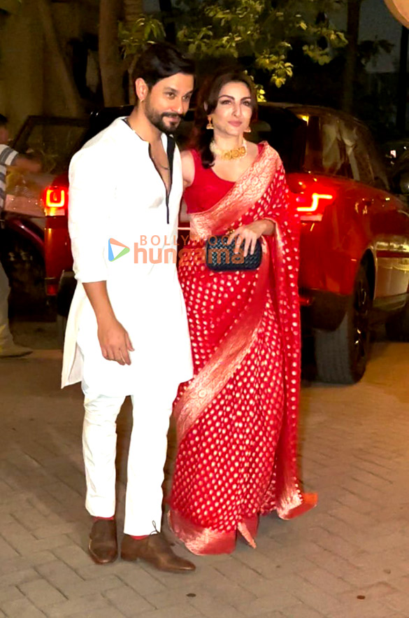 photos celebs attend kareena kapoor khans diwali bash 12
