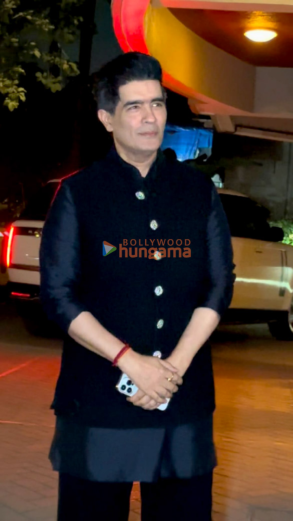 photos celebs attend kareena kapoor khans diwali bash 16