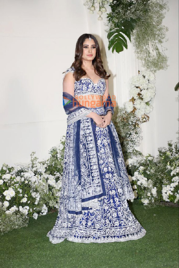 photos celebs attend manish malhotras diwali bash 28