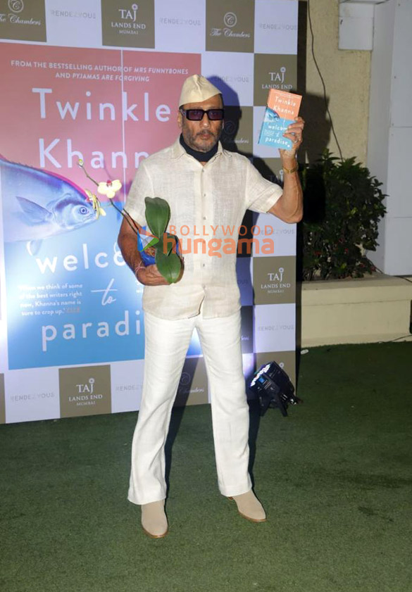 photos celebs grace the launch of twinkle khannas book in mumbai 3