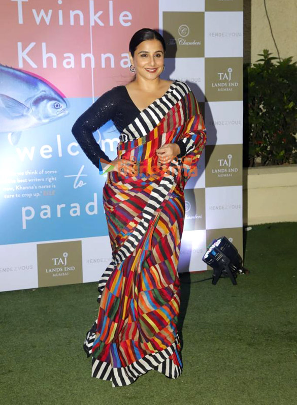 photos celebs grace the launch of twinkle khannas book in mumbai 5