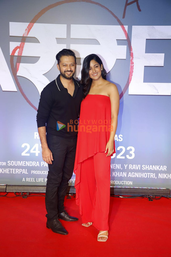 photos celebs grace the special screening of farrey 6