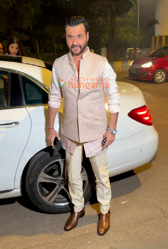 photos celebs snapped at anil kapoors mothers home for diwali celebration 4