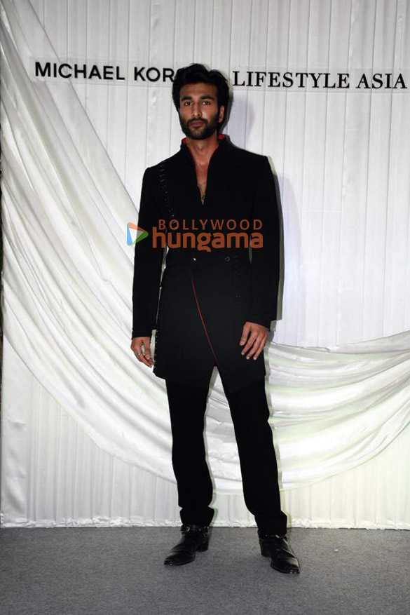 photos celebs snapped at lifestyle asia diwali bash 5 2