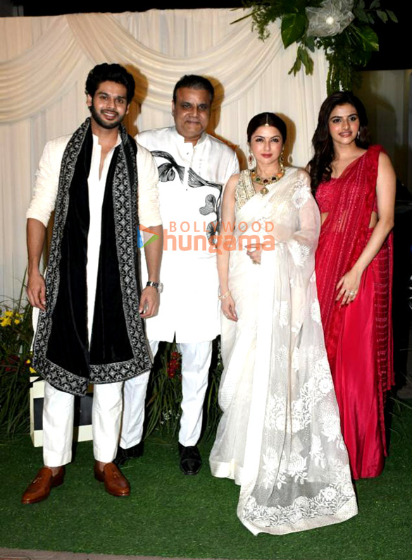 photos celebs snapped at shilpa shettys diwali party 12