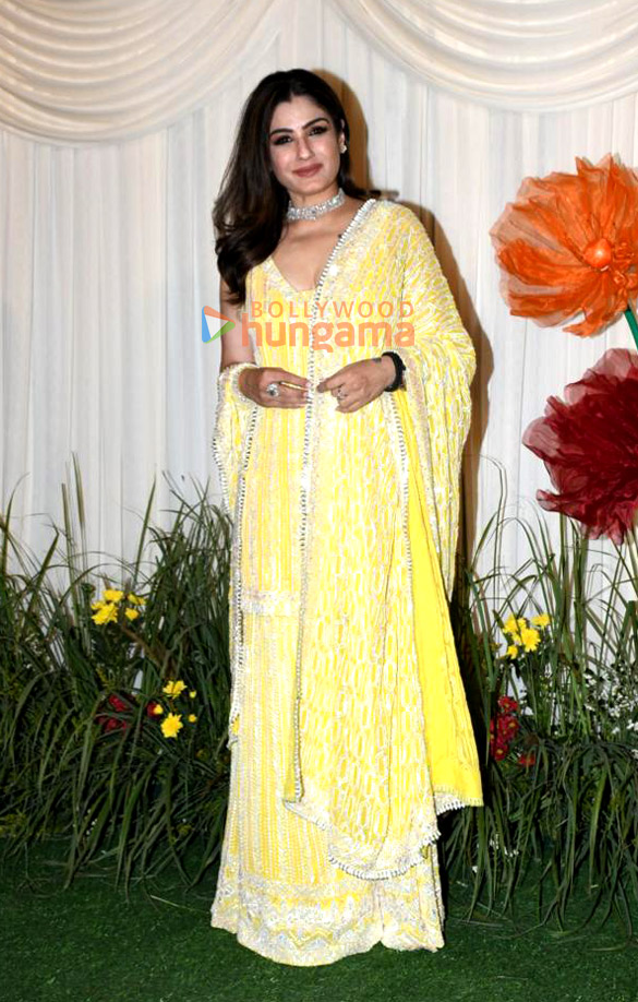 photos celebs snapped at shilpa shettys diwali party 13