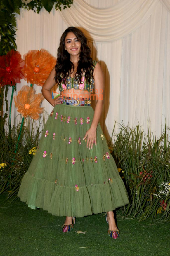 photos celebs snapped at shilpa shettys diwali party5 18