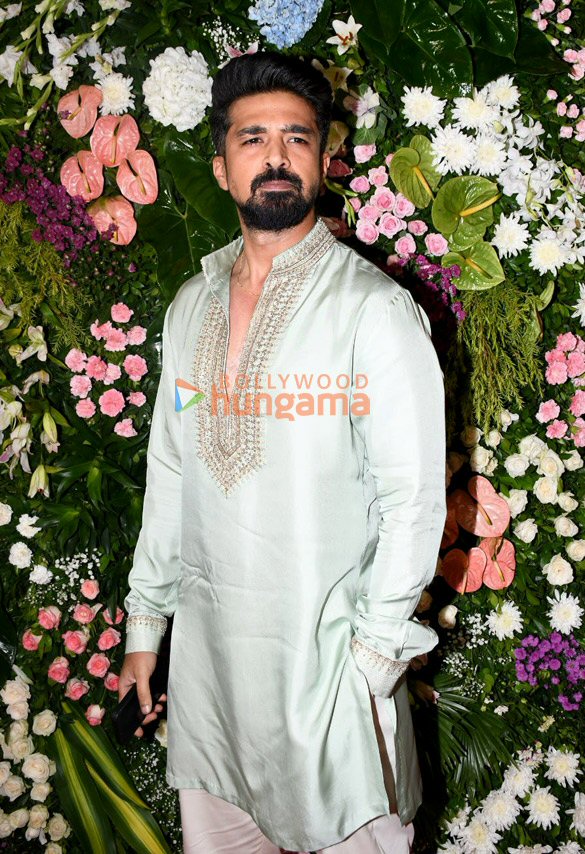photos celebs snapped attending ektaa r kapoors diwali bash 14 2