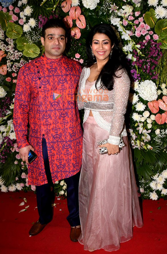 photos celebs snapped attending ektaa r kapoors diwali bash 29