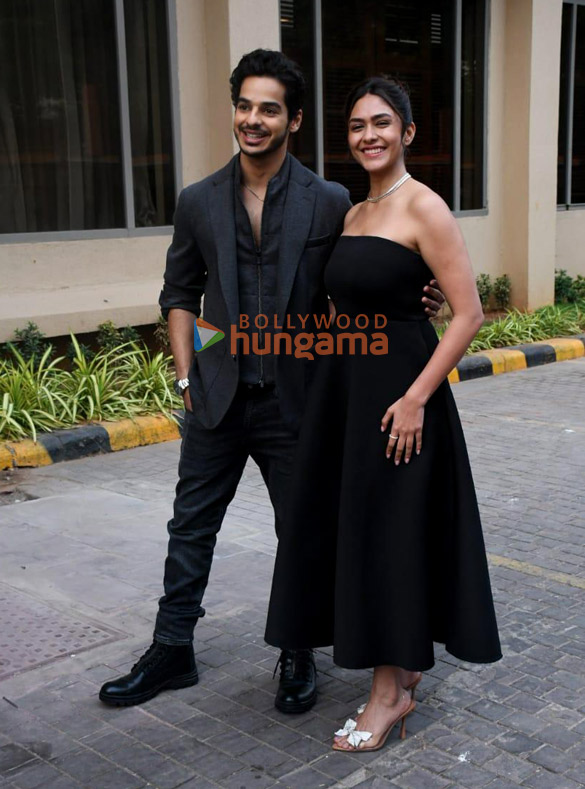 photos ishaan khatter mrunal thakur and raja menon snapped promoting their film pippa 4