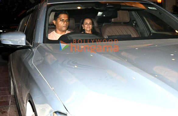 photos ranbir kapoor alia bhatt shaheen bhatt soni razdan neetu kapoor at taj hotel colaba 5