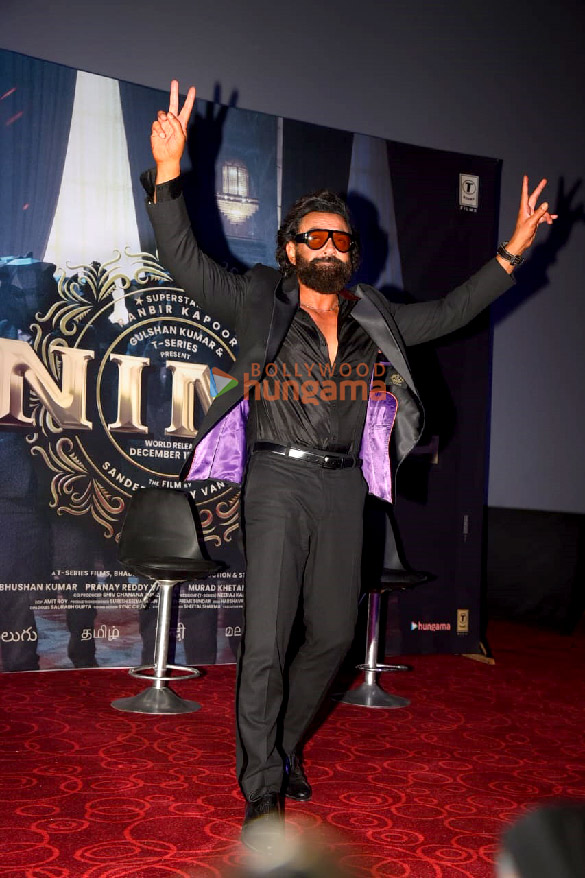 photos ranbir kapoor rashmika mandanna bobby deol and others attend the trailer launch of animal in delhi 4