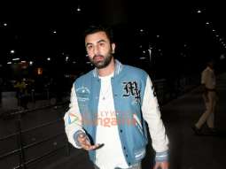 Photos: Ranbir Kapoor, Vicky Kaushal and others snapped at the airport
