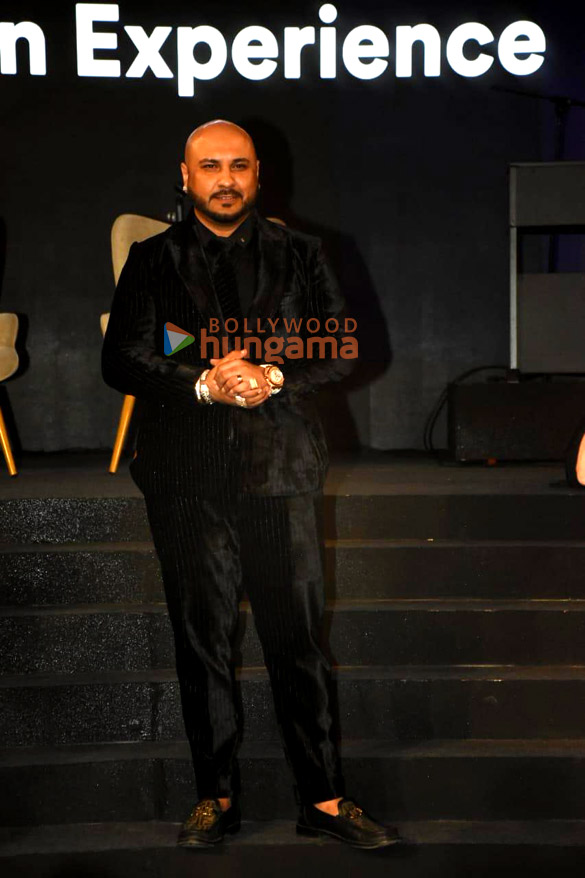 photos ranbir kapoor and bobby deol snapped at the music launch of their film animal 6