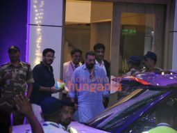 Photos: Sanjay Dutt snapped at Kalina airport