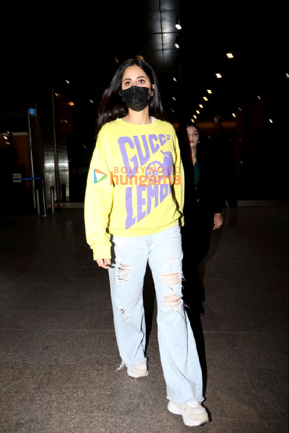 photos shilpa shetty raj kundra palak tiwari and others snapped at the airport 2