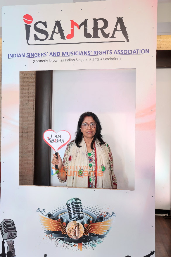 photos sonu nigam kavita krishnamurthy shaan papon and other singers celebrate 10 years of isra in mumbai 2