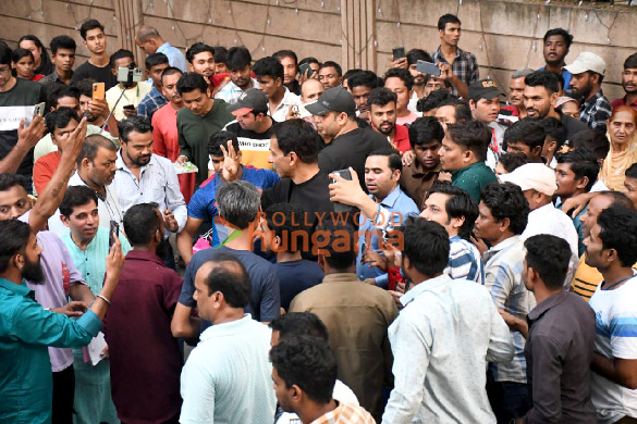 photos sonu sood snapped celebrating diwali with fans 3